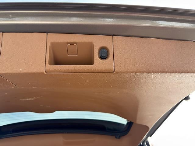 2017 Cadillac Escalade ESV Platinum