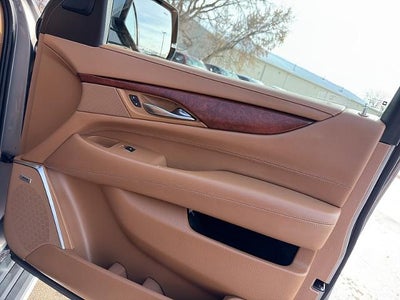 2017 Cadillac Escalade ESV Platinum