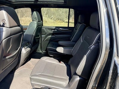 2023 Cadillac Escalade ESV 4WD Premium Luxury