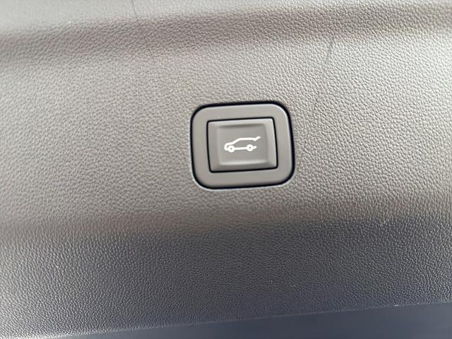 2026 Cadillac Escalade Sport - Photo 14