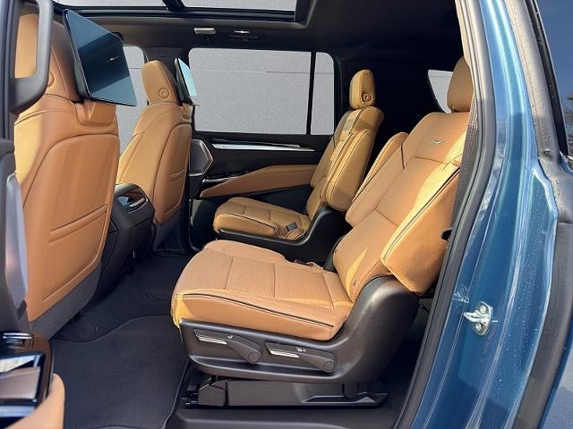 2026 Cadillac Escalade ESV Luxury