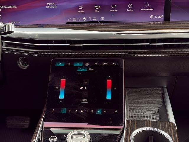 2025 Cadillac Escalade ESV 4WD Premium Luxury