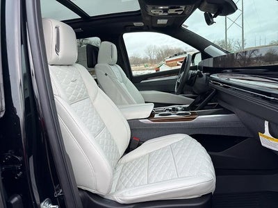 2026 Cadillac Escalade ESV Platinum Luxury