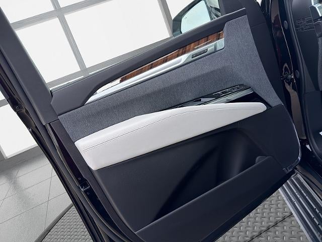 2026 Cadillac Escalade ESV Platinum Luxury