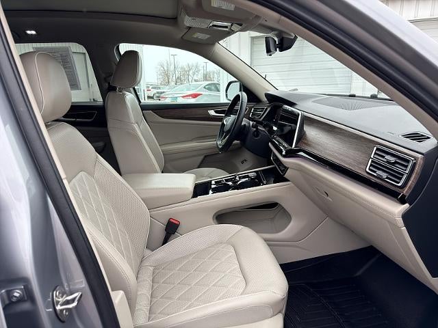 2024 Volkswagen Atlas 2.0T SEL Premium R-Line