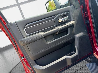 2025 RAM 2500 Big Horn Crew Cab 6'4" Box