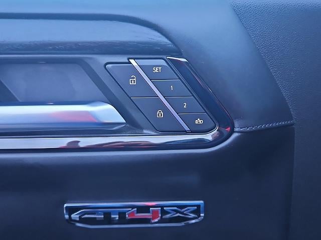 2023 GMC Sierra 1500 AT4X