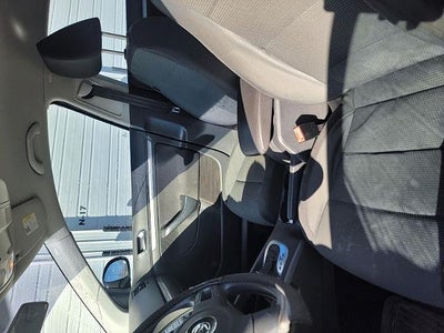 2010 Volkswagen Jetta 4d 2.5 S Auto