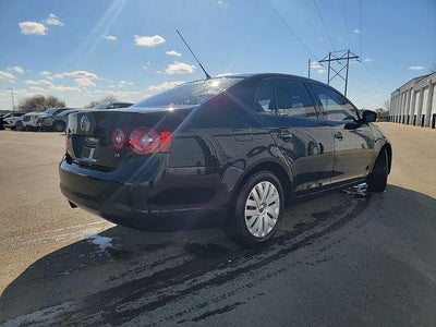 2010 Volkswagen Jetta 4d 2.5 S Auto