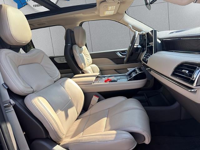 2023 Lincoln Navigator L Reserve