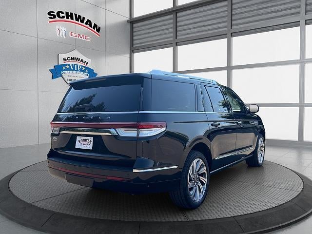 2023 Lincoln Navigator L Reserve