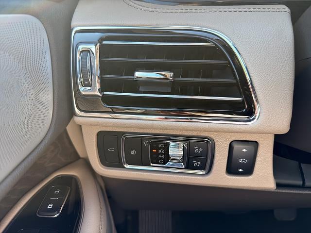 2023 Lincoln Navigator L Reserve