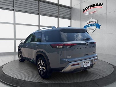 2025 Nissan Pathfinder Platinum