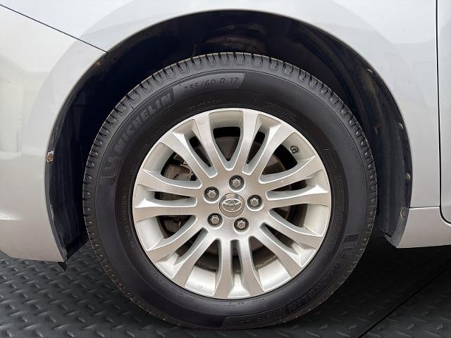 2014 Toyota Sienna 4d Wagon XLE