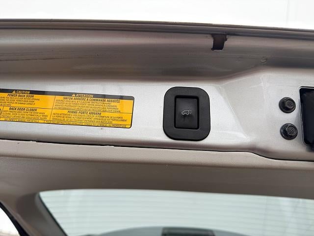 2014 Toyota Sienna 4d Wagon XLE