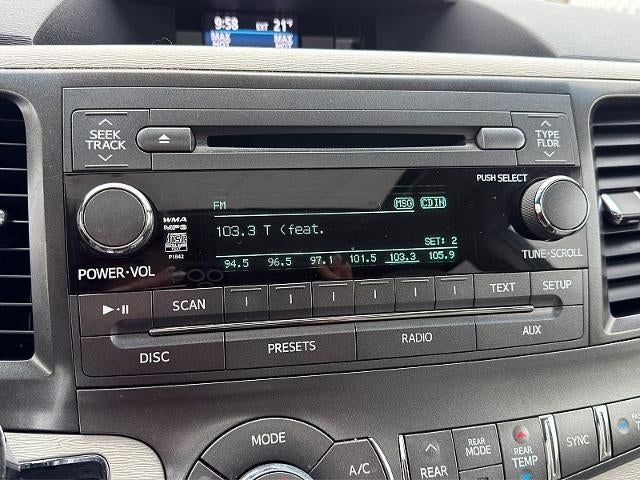 2014 Toyota Sienna 4d Wagon XLE