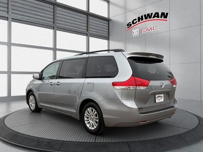 2014 Toyota Sienna 4d Wagon XLE
