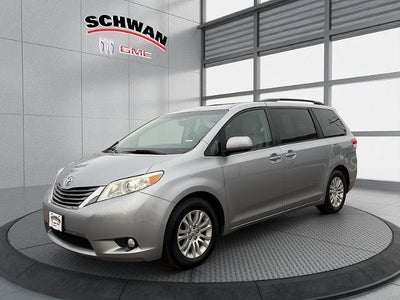 2014 Toyota Sienna 4d Wagon XLE