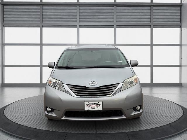 2014 Toyota Sienna 4d Wagon XLE