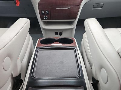 2012 Toyota Sienna 4d Wagon XLE w/Auto Access Seat