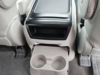 2012 Toyota Sienna 4d Wagon XLE w/Auto Access Seat