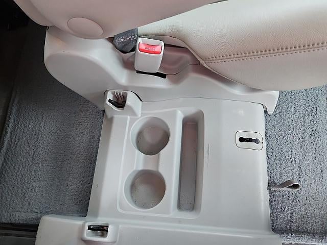 2012 Toyota Sienna 4d Wagon XLE w/Auto Access Seat