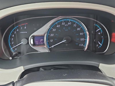 2012 Toyota Sienna 4d Wagon XLE w/Auto Access Seat