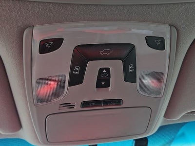 2012 Toyota Sienna 4d Wagon XLE w/Auto Access Seat