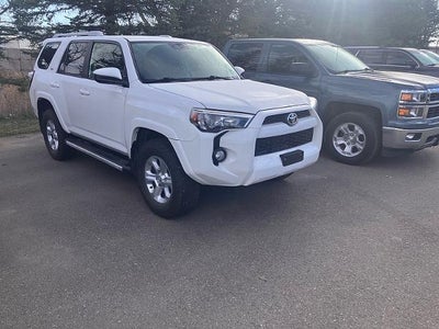2016 Toyota 4Runner 4d SUV 4WD SR5