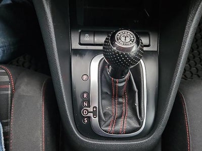 2012 Volkswagen GTI 2d Hatchback Auto