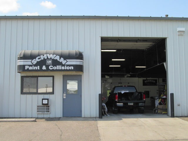 Schwan Paint & Collision